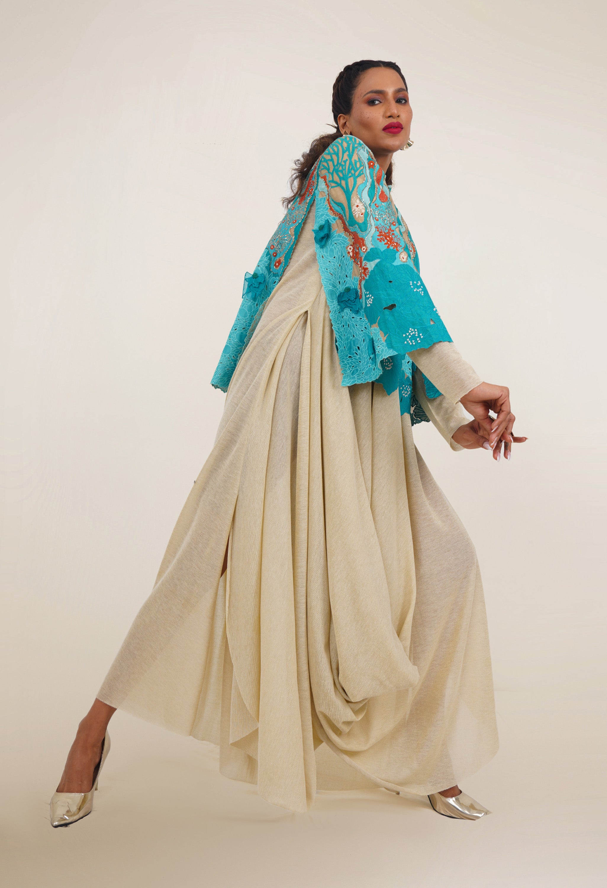 EMBROIDERED CAPE JACKET WITH DRAPED JERSY INNER