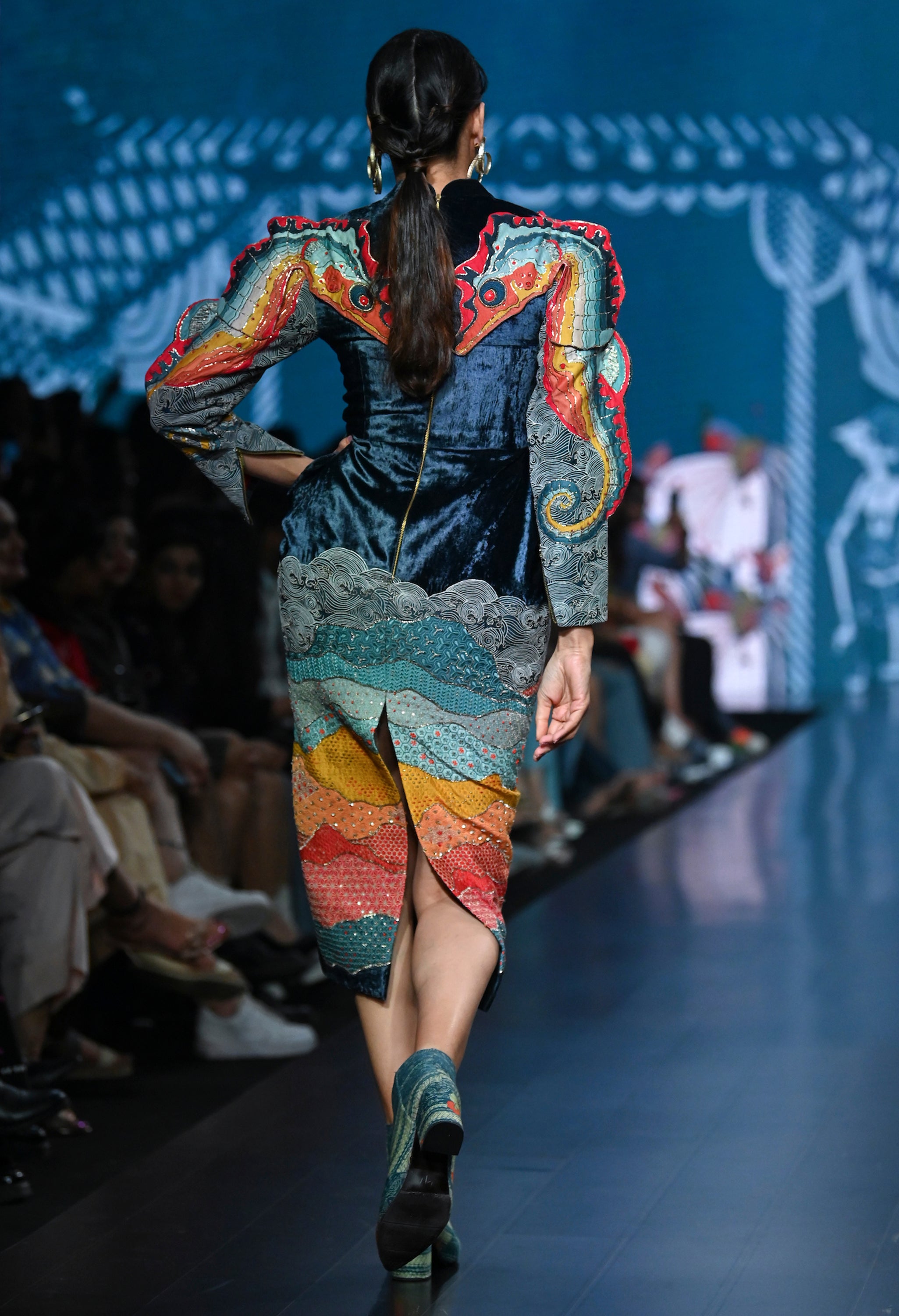 SEA HORSE EMB VELVET DRESS