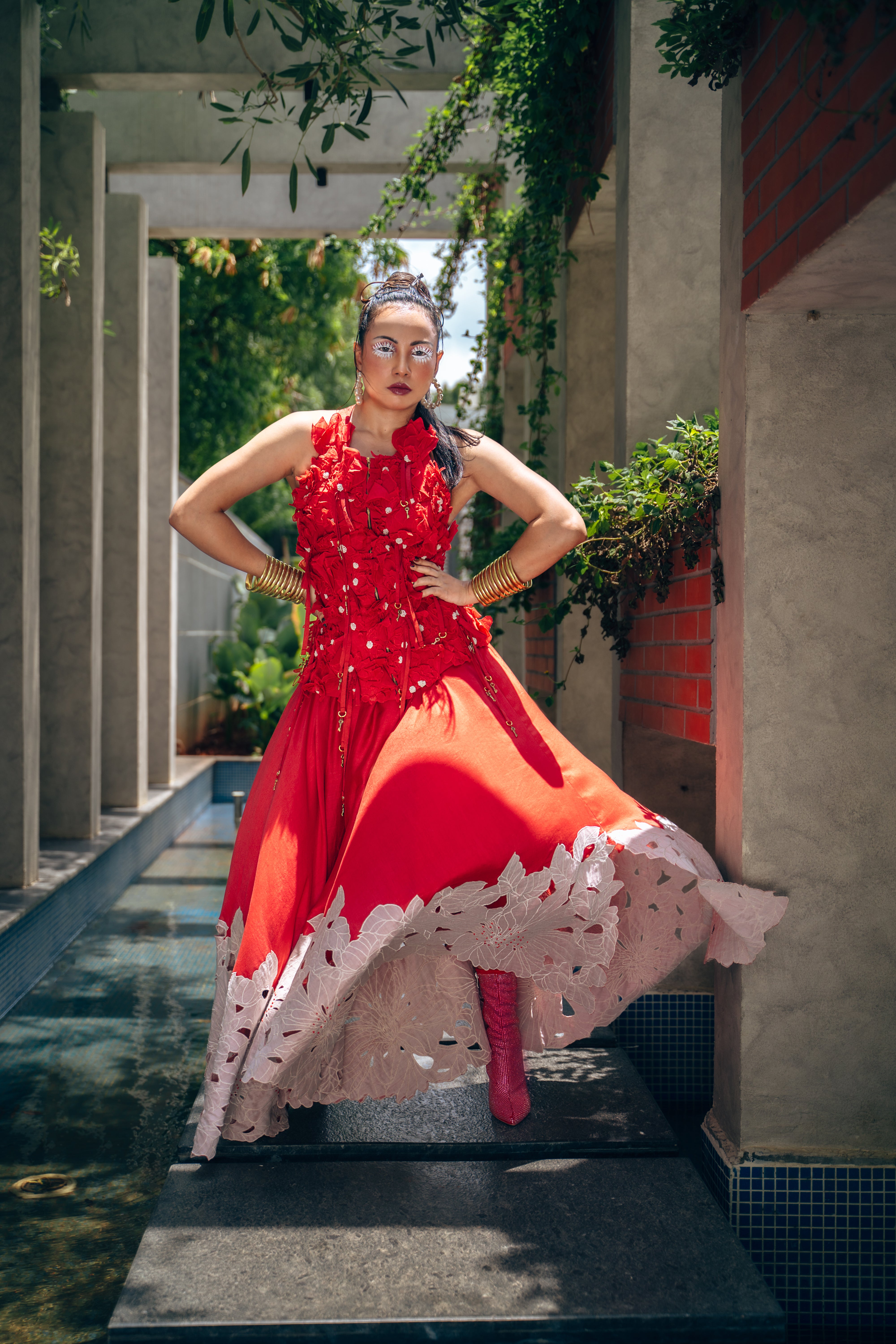 BLOSSOM RACER BACK JACKET WITH BIG FLOWER CUTWORK SKIRT