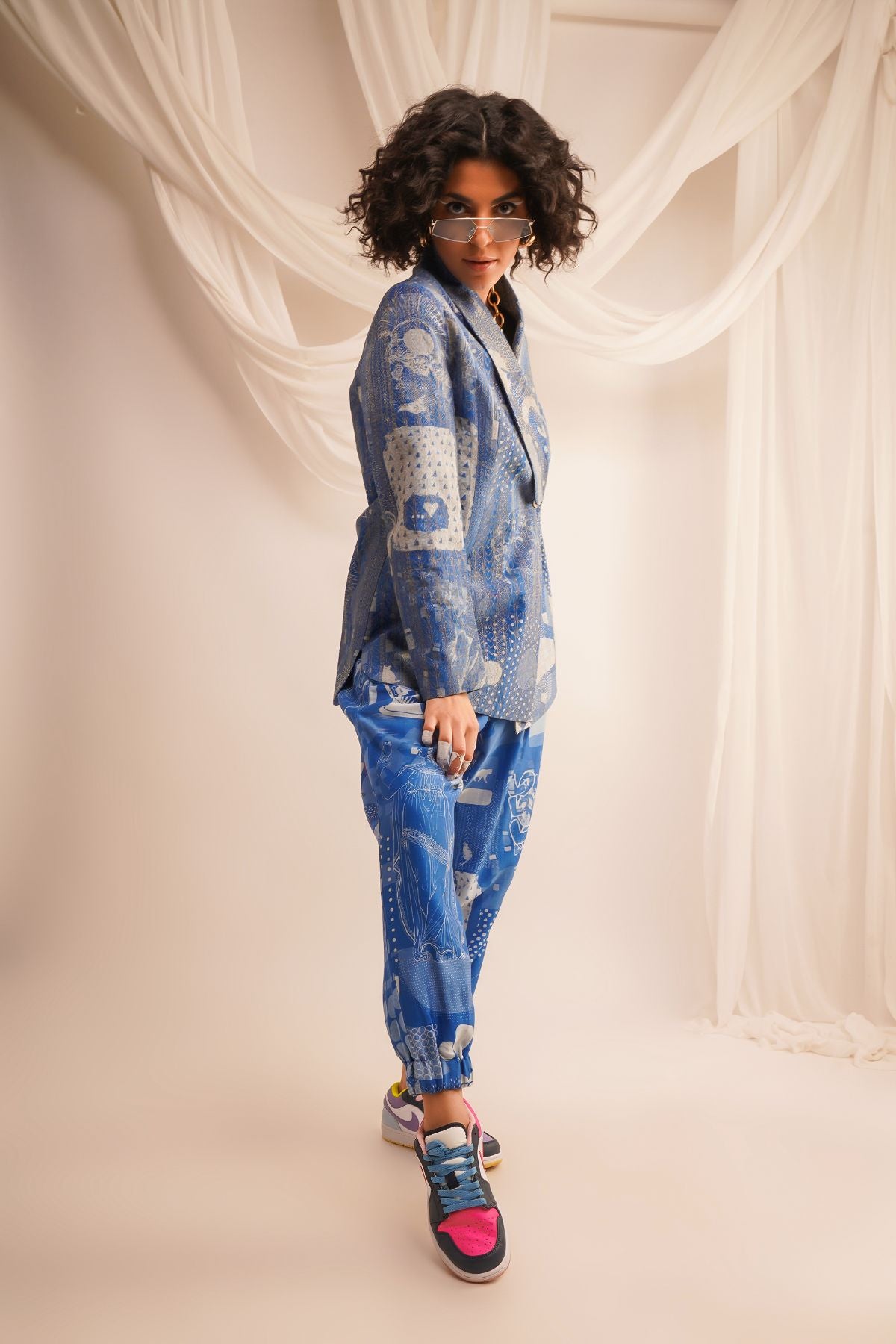 GOLD ZARI QUILTED JACKET WITH PRINTED JOGGERS