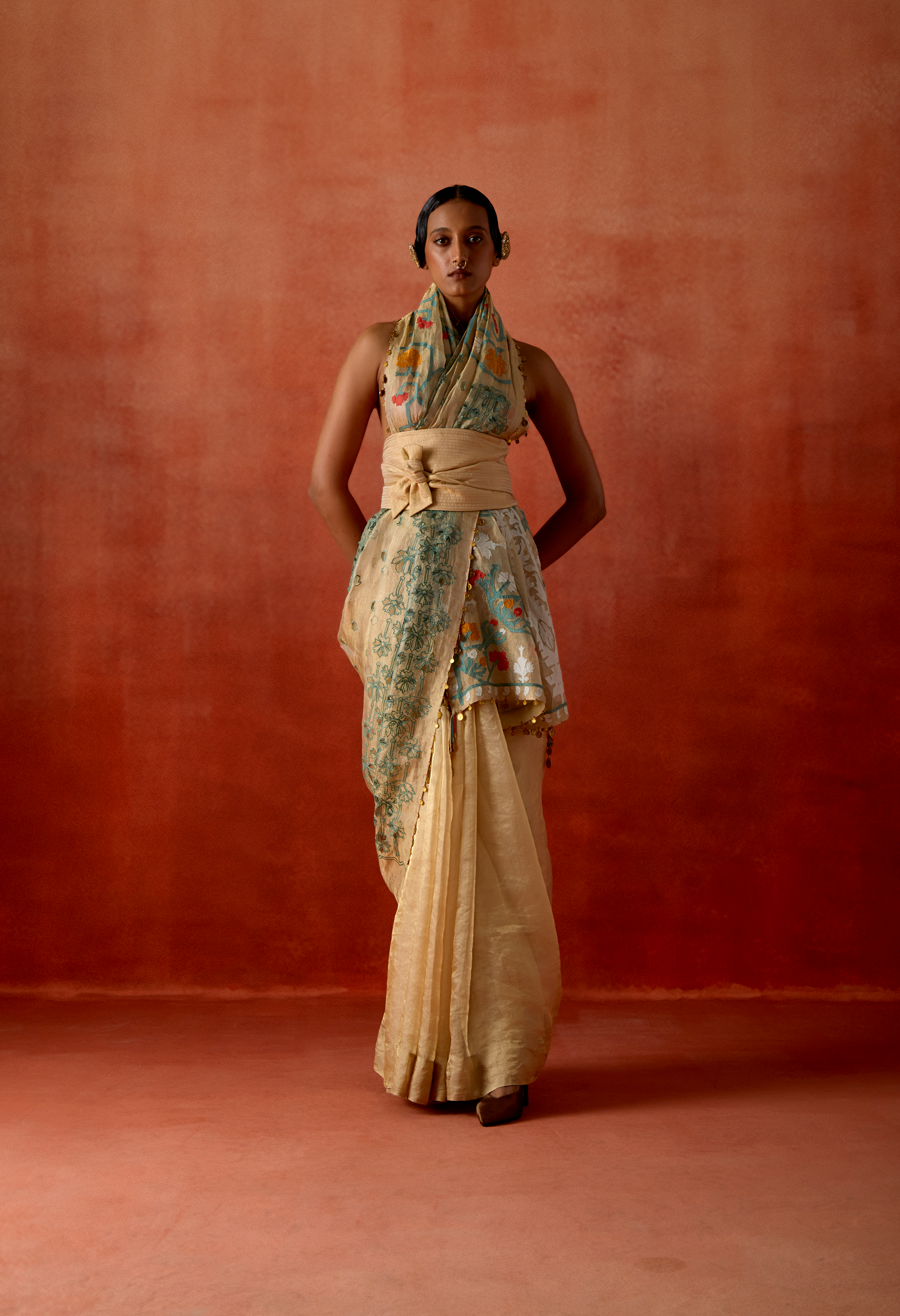 EMBROIDERED GOLD TISSUE SARI WITH GOLD OB BELT