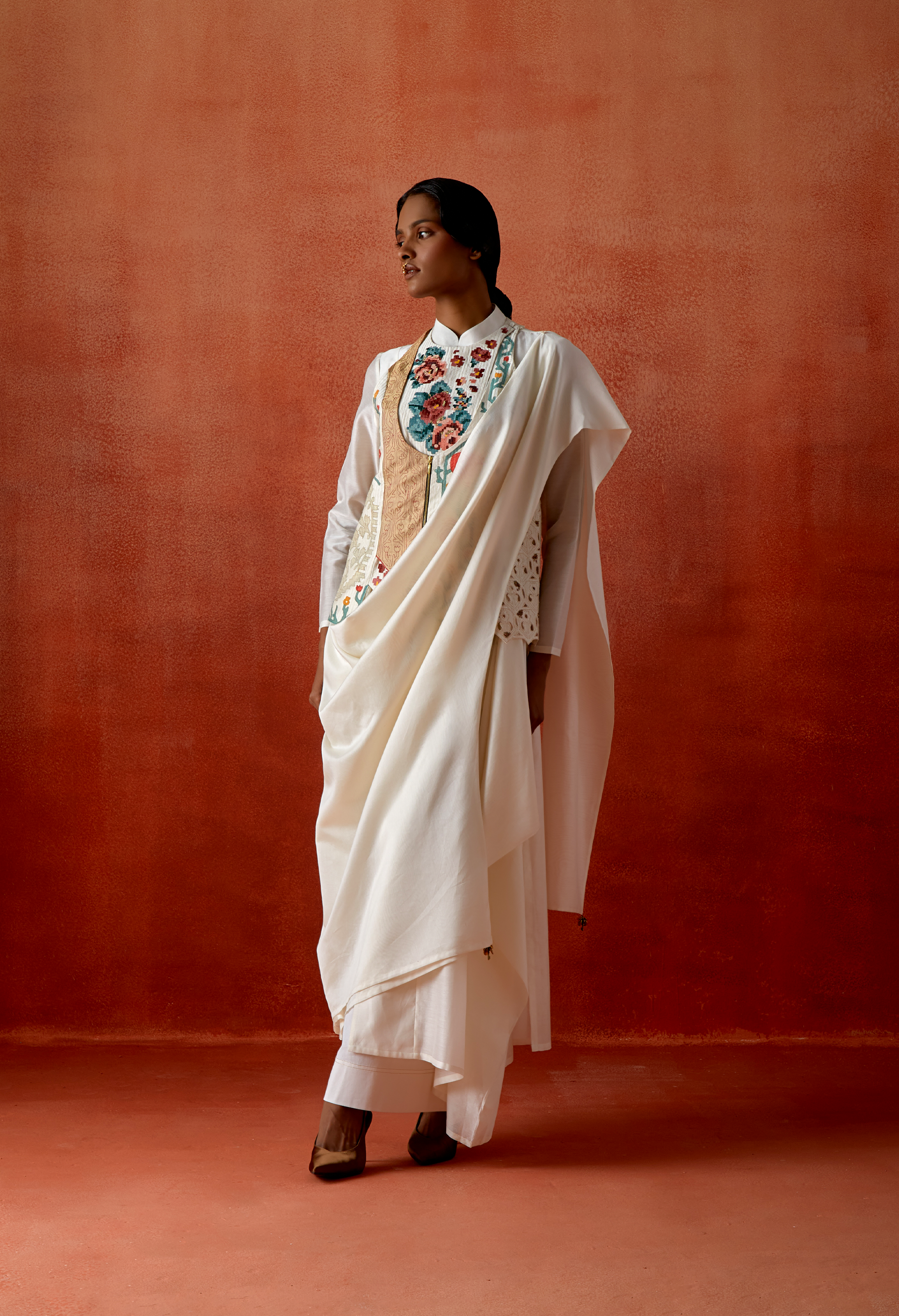 ANGRAKHA STYLE JACKET WITH ZIPPERED KURTA AND PANTS