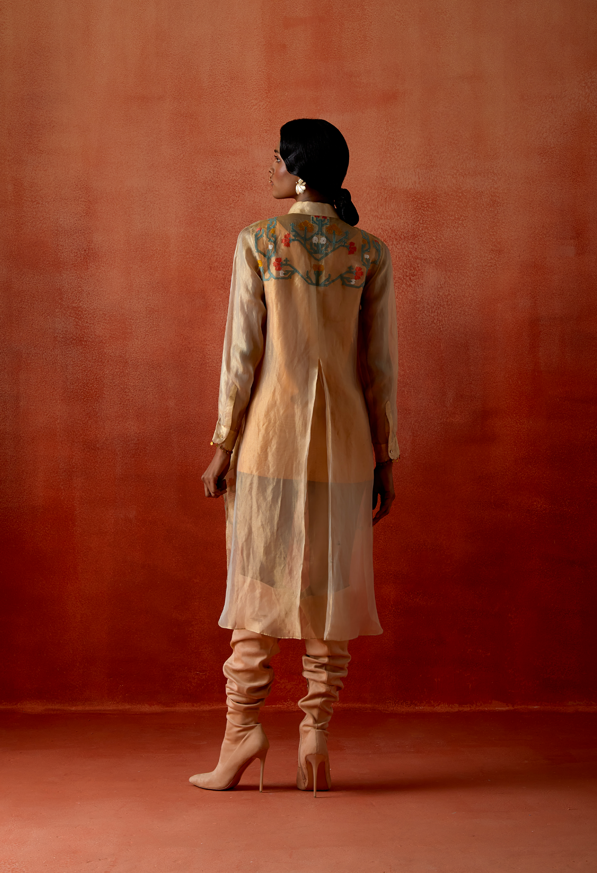 EMB GOLD TISSUE SHIRT WITH INNER