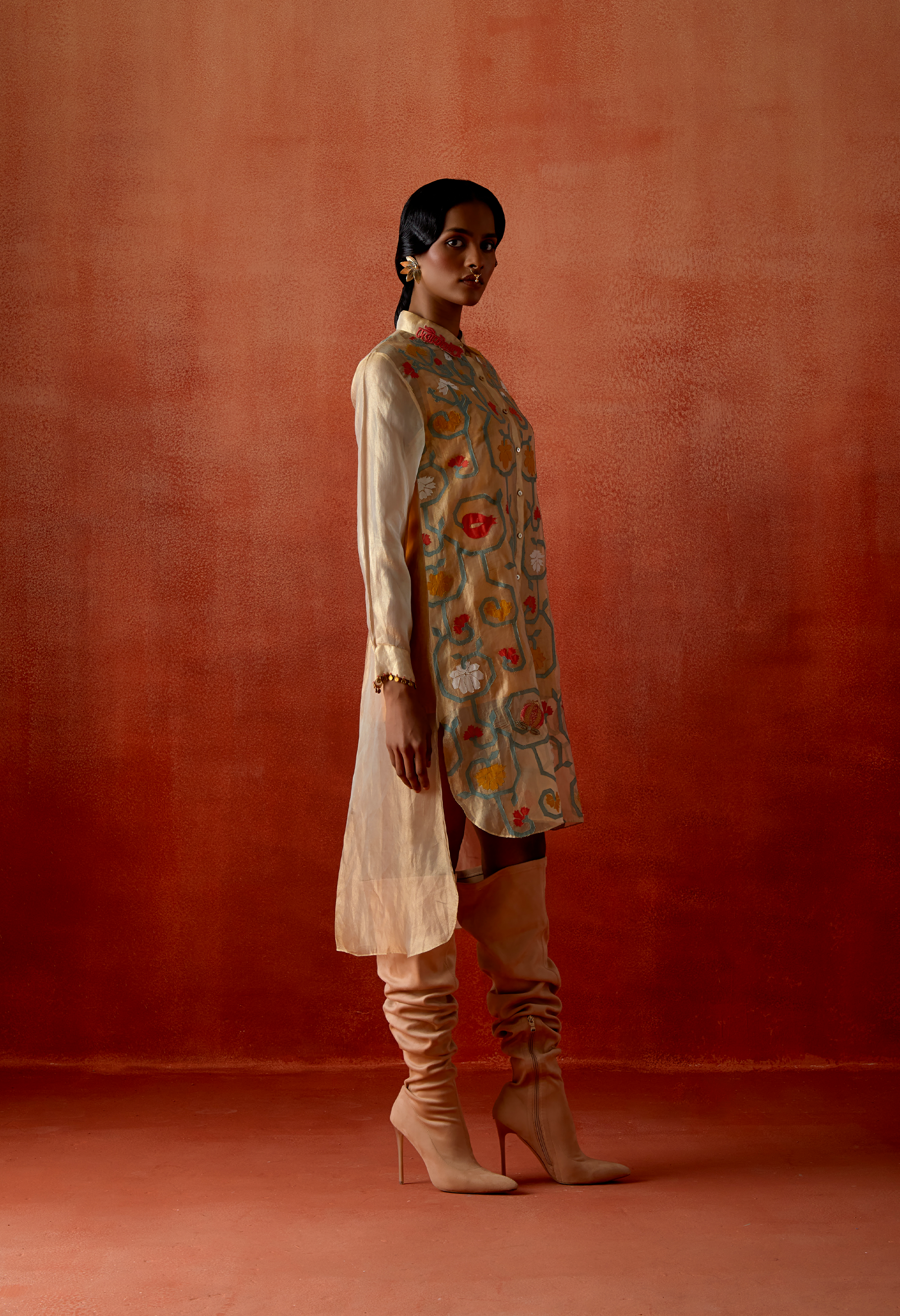 EMB GOLD TISSUE SHIRT WITH INNER