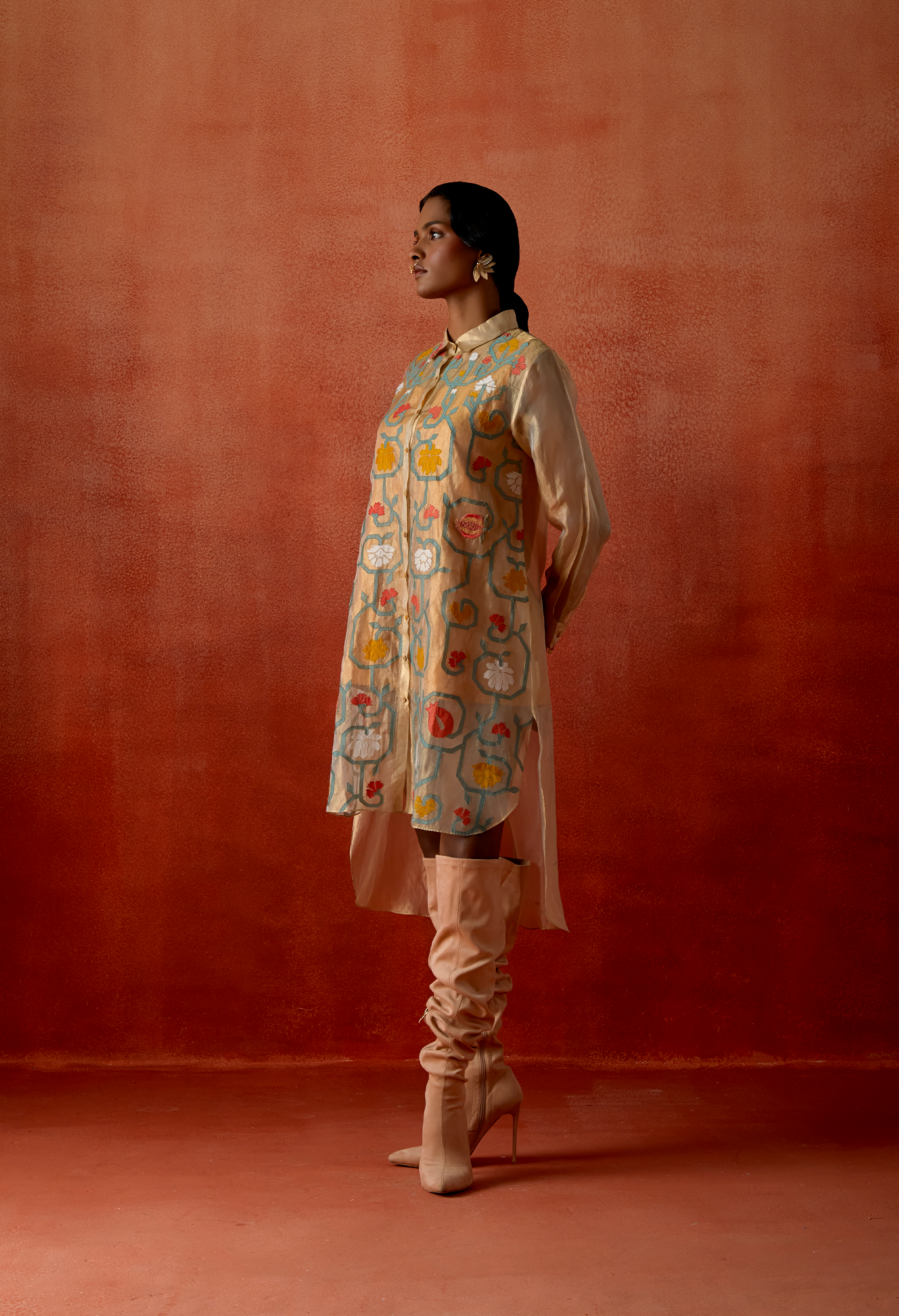 EMB GOLD TISSUE SHIRT WITH INNER