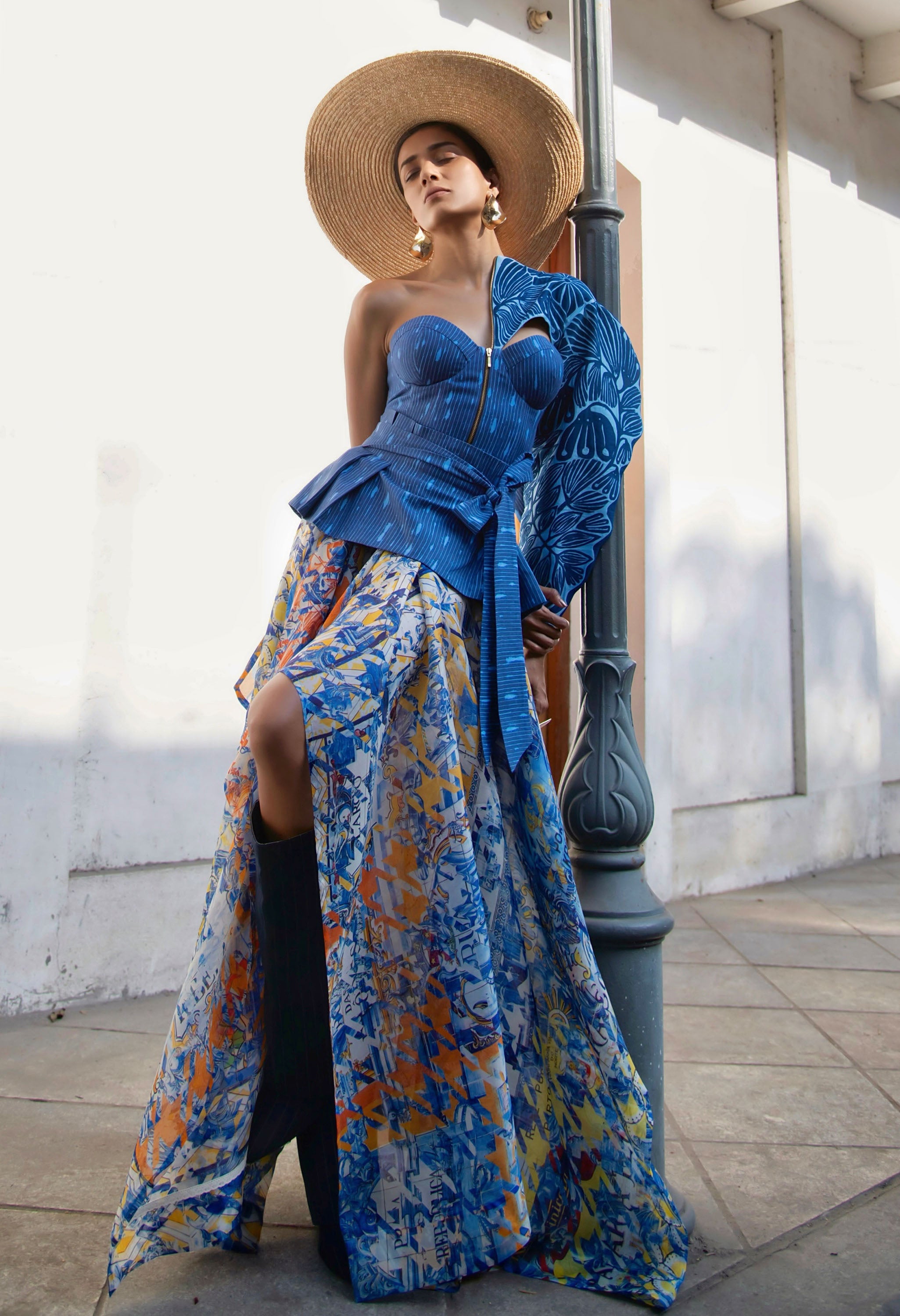 3D FLORAL EMB BUSTIER WITH SILK ORGANZA PRINTED SKIRT + BELT