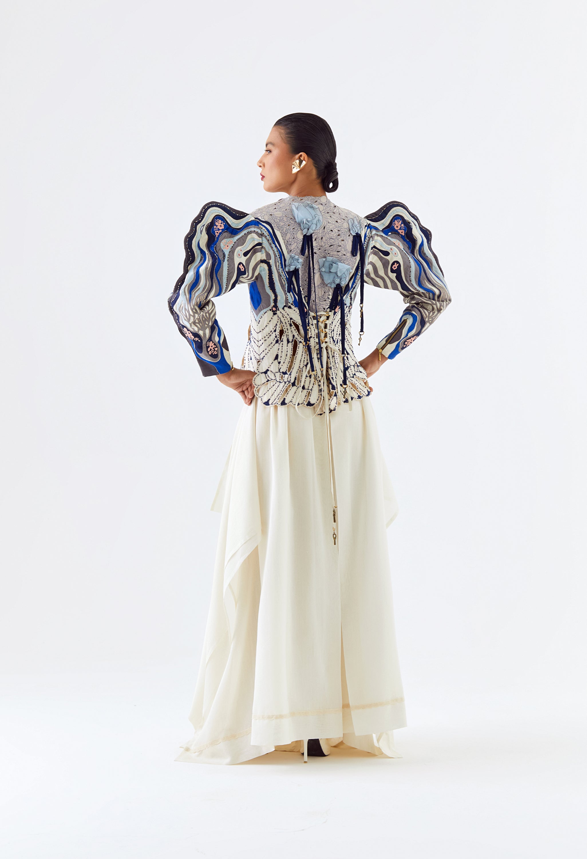 WHITE FOREST CUTWOR JACKET WITH CUTWORK SHORTS