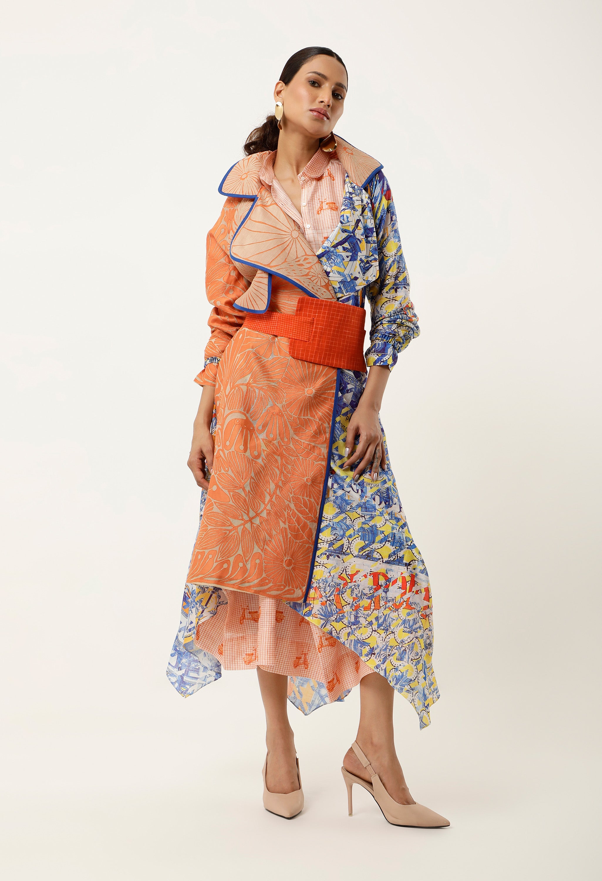 ASSYMTRICAL ORGANZA EMBROIDERED TRENCH WITH AZULEZO PRINT