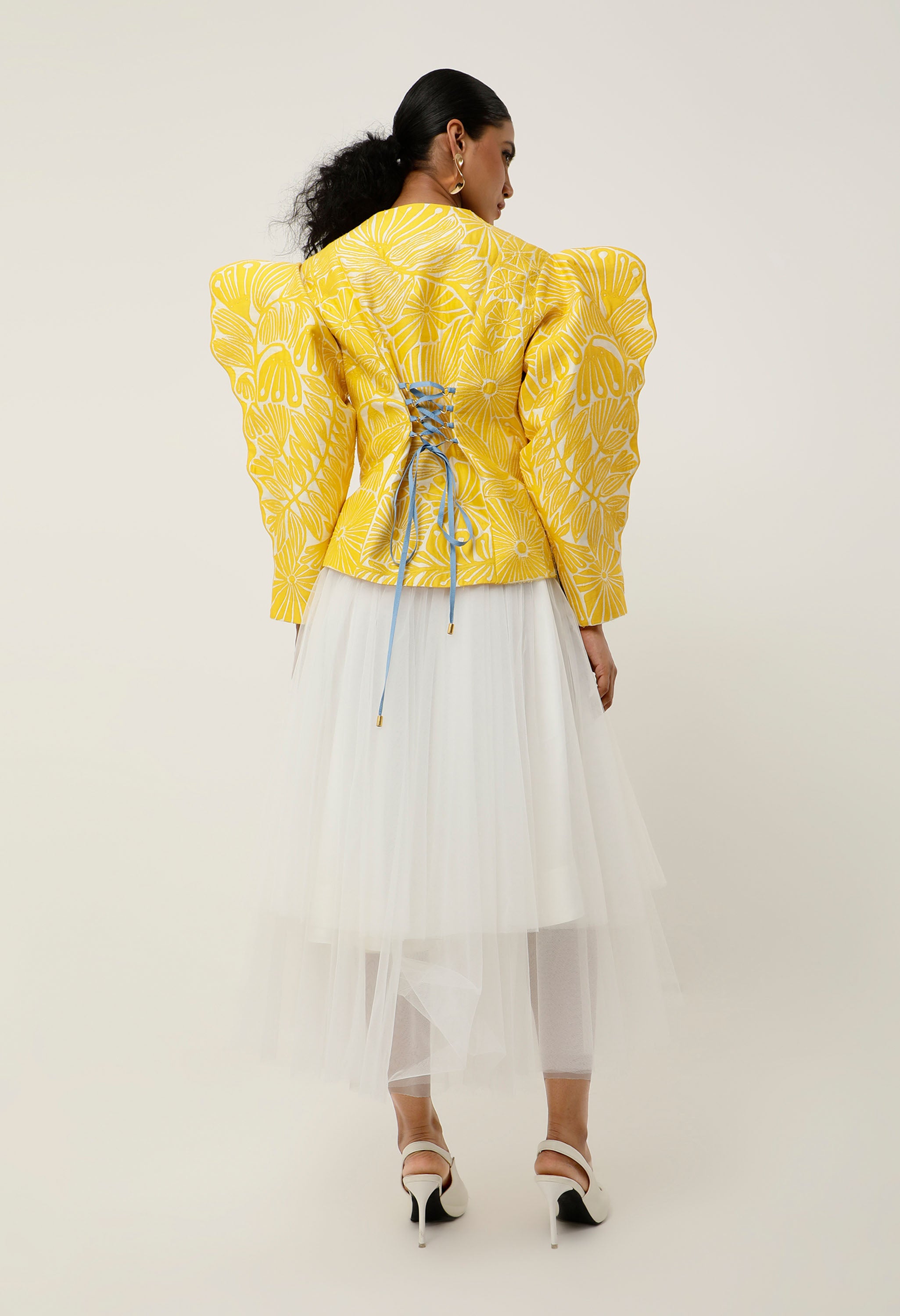 3D SLEEVED FLORAL CUTWORK JACKET WITH DOUBLE LAYER TULLE