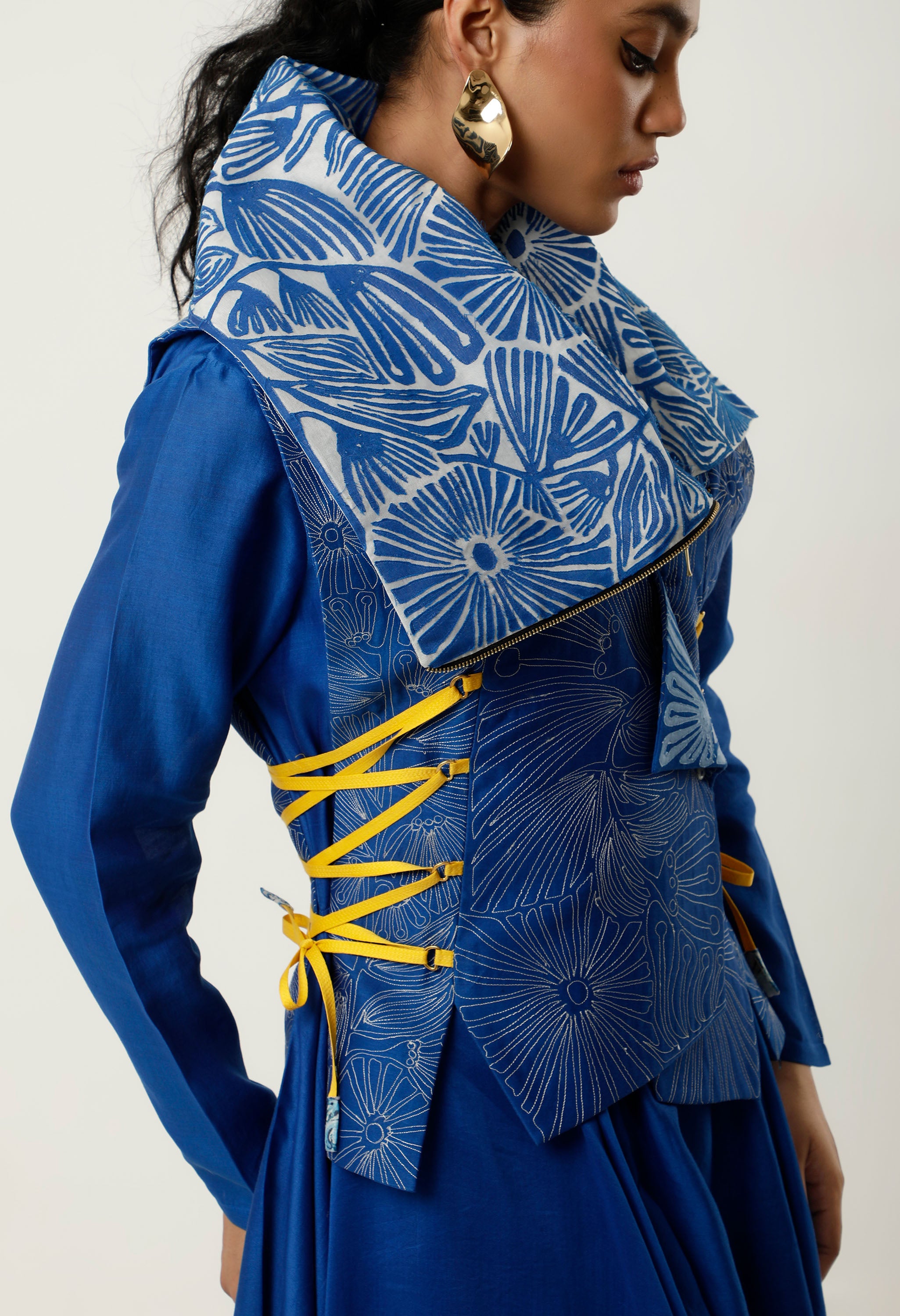 DRAPED COLLAR TIE UP JACKET WITH ASSYMTRICAL CHANDERI INNER AND PANTS