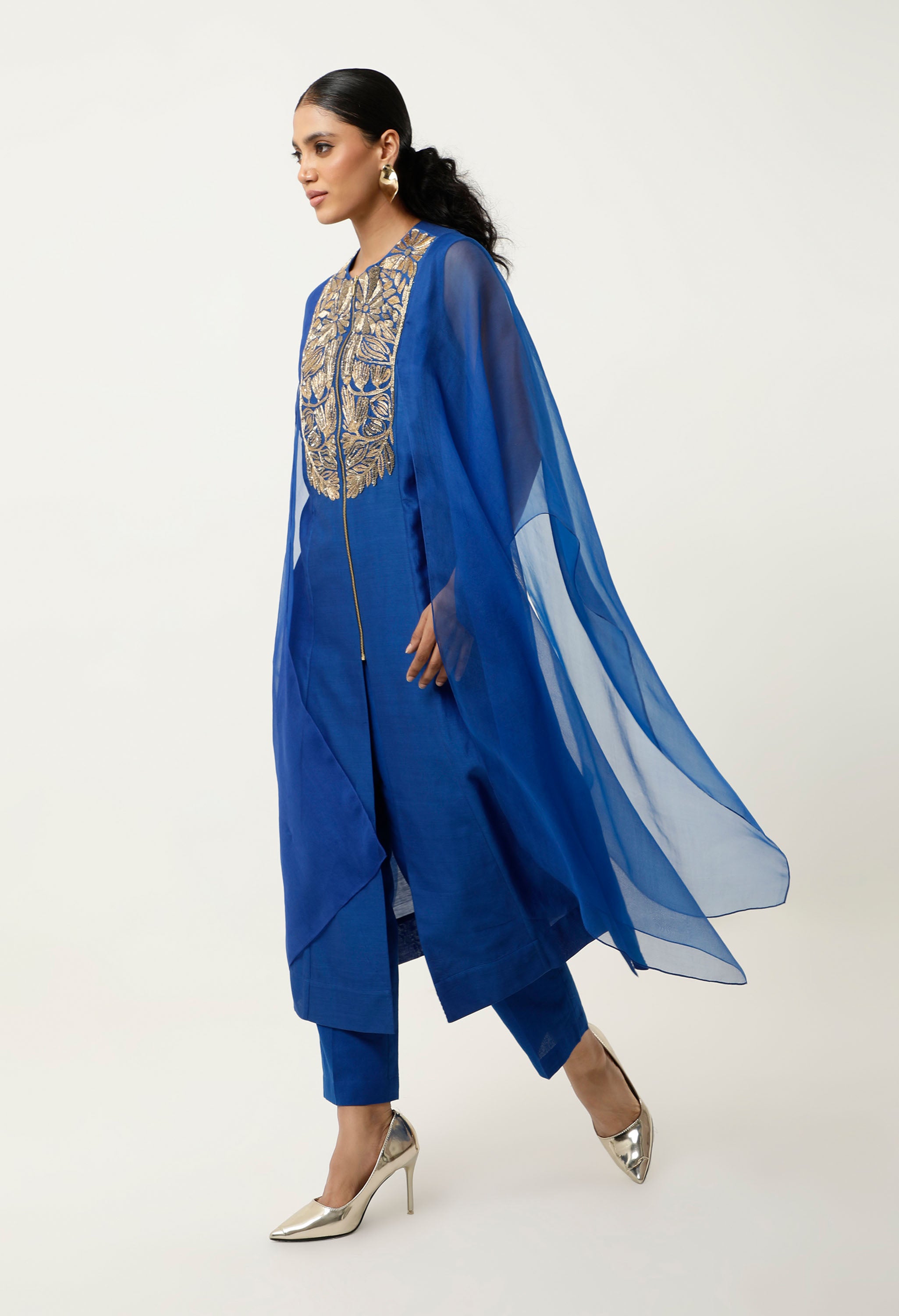 GOLD EMB YOKE CAPE KURTA WITH PANTS