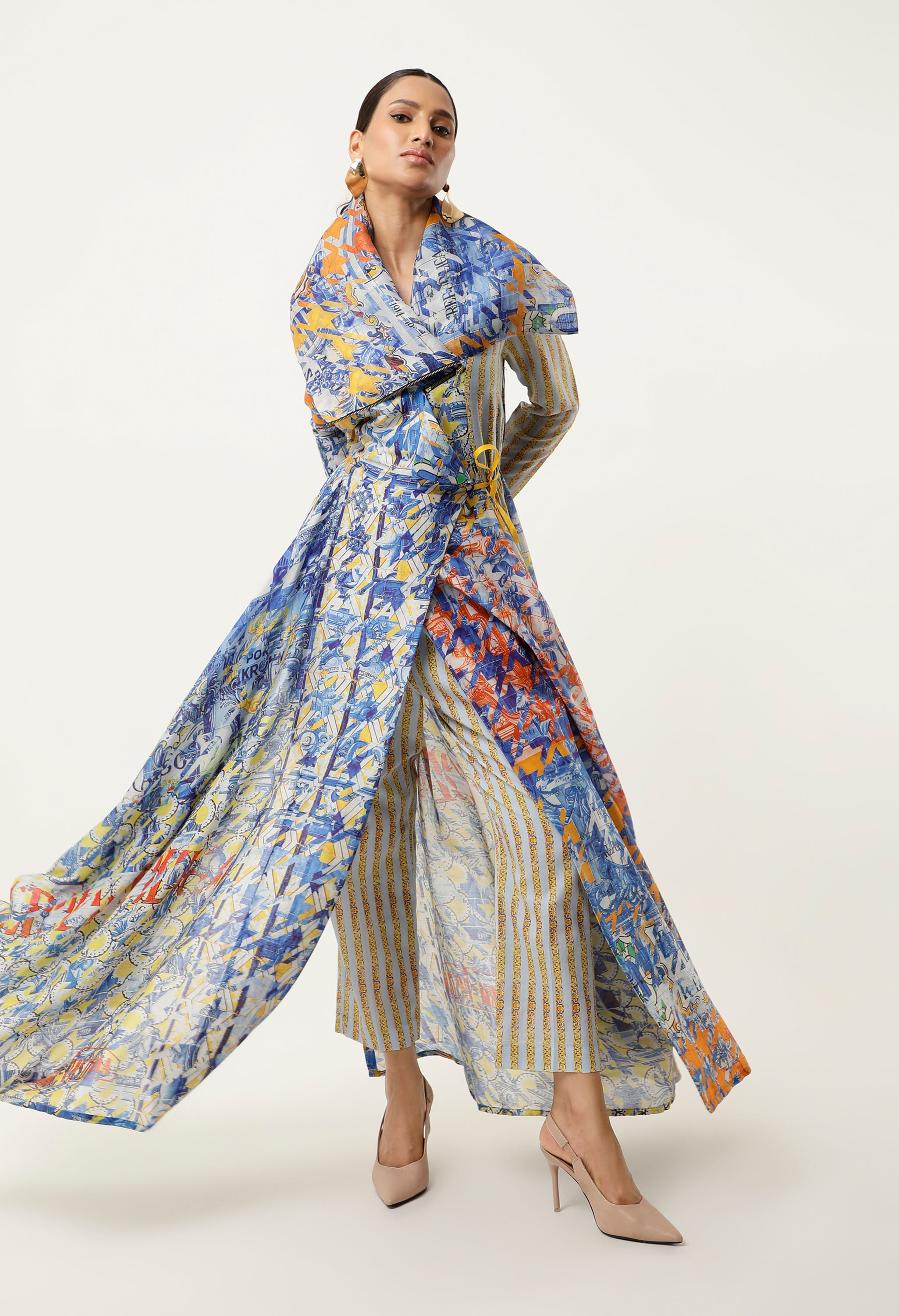 PRINTED DRAPED COLLAR ANGRAKHA WITH PRINTED PANTS