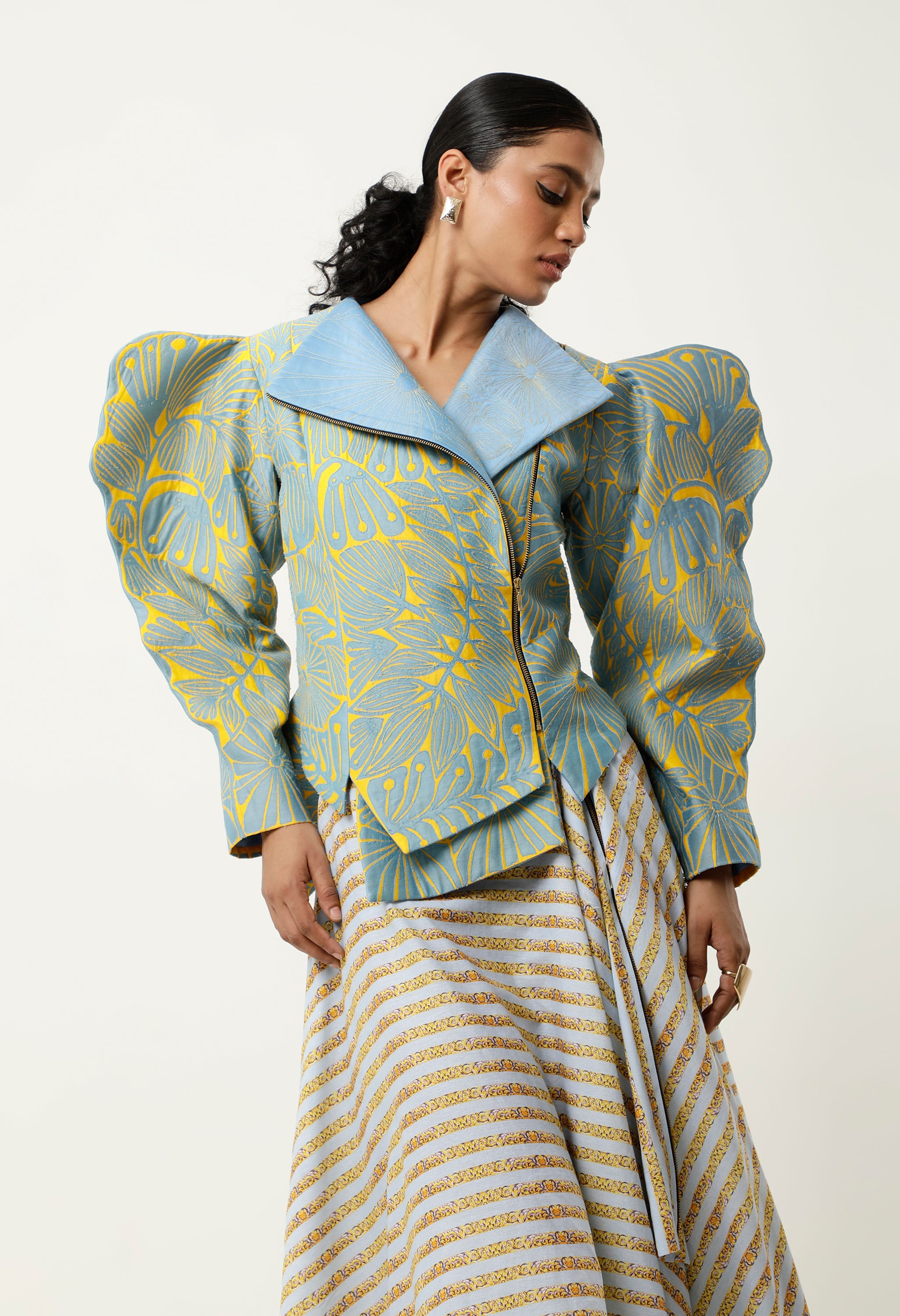 3D SLEEVED FLORAL CUTWORK JACKET WITH ASSYMETRICAL LINEN SKIRT