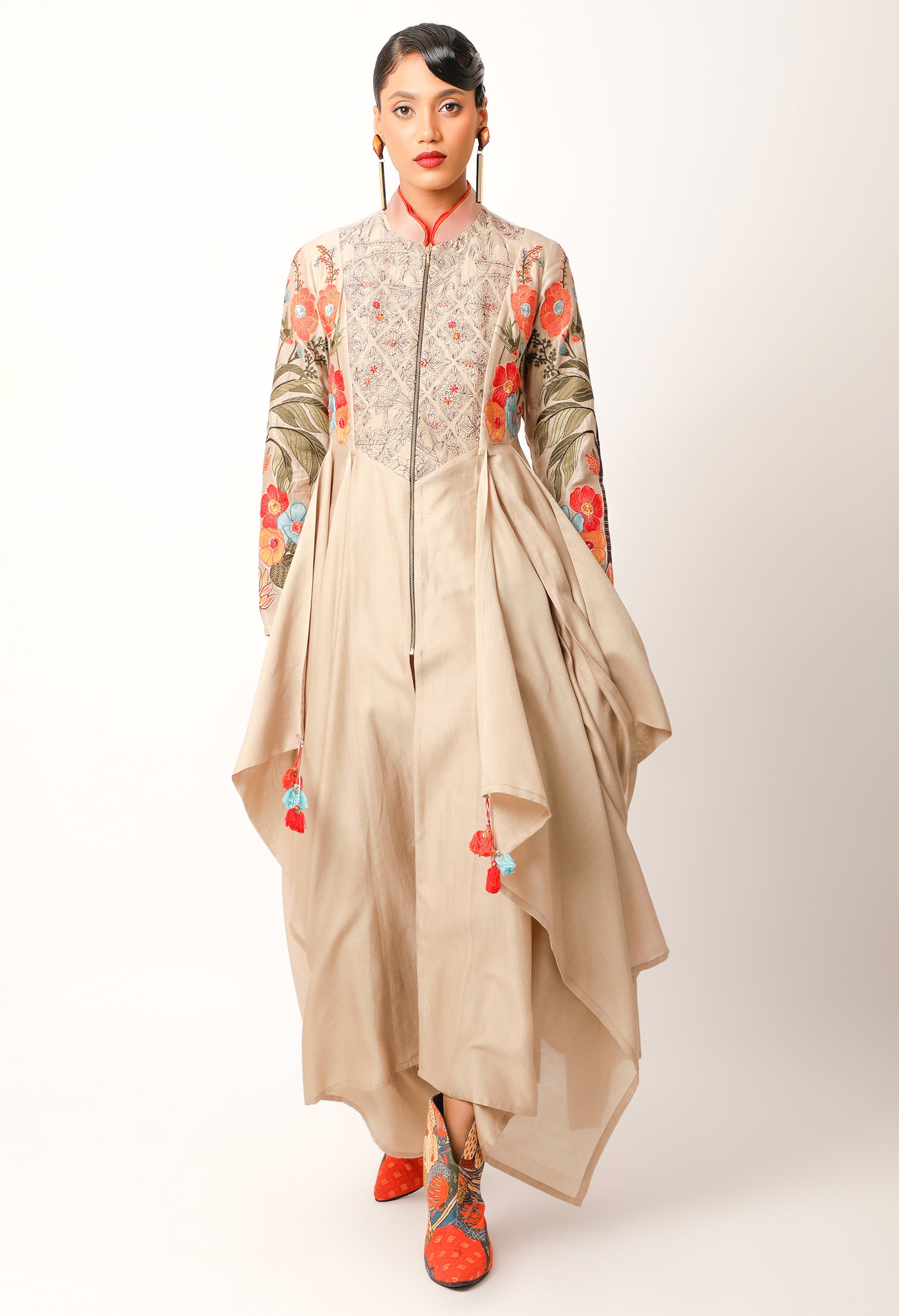 FOLIAGE EMBROIDERED ZIPPERED ANGRAKHA WITH PANTS