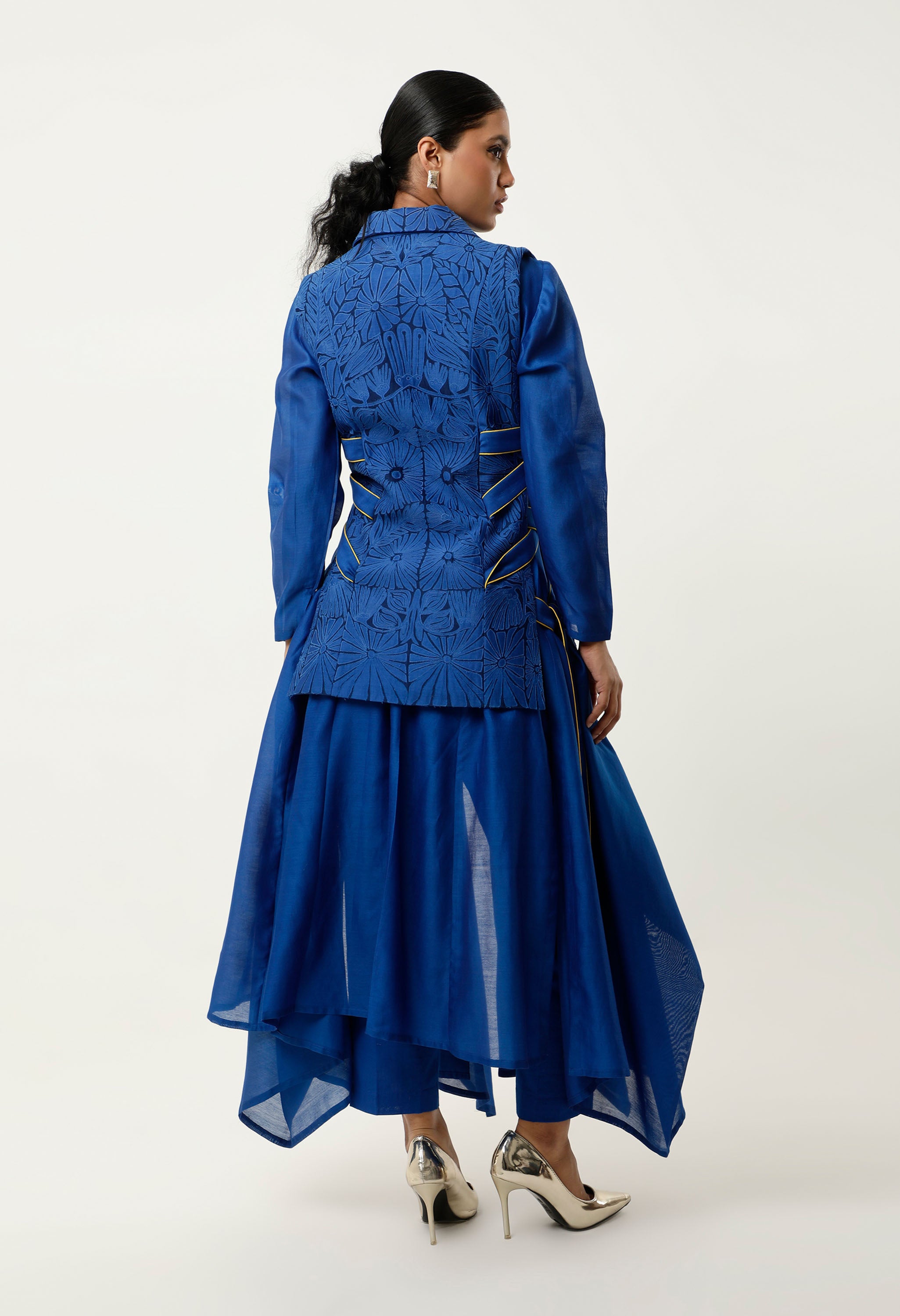 SIDE TIE UP CUTWORK JACKET WITH DRAPED INNER AND PANTS