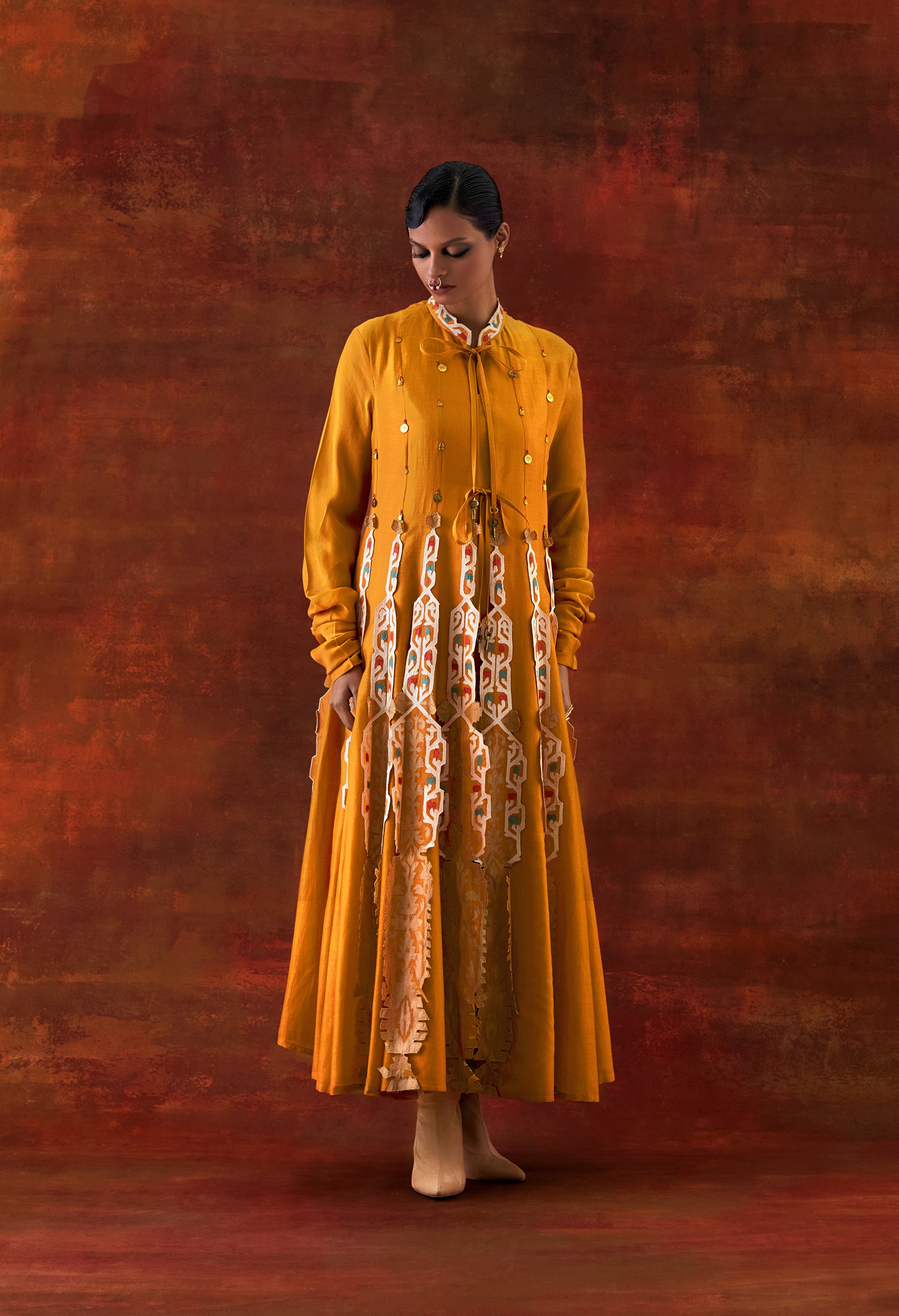 EMBROIDERED KALIDAR WITH SLEEVLESS INNER