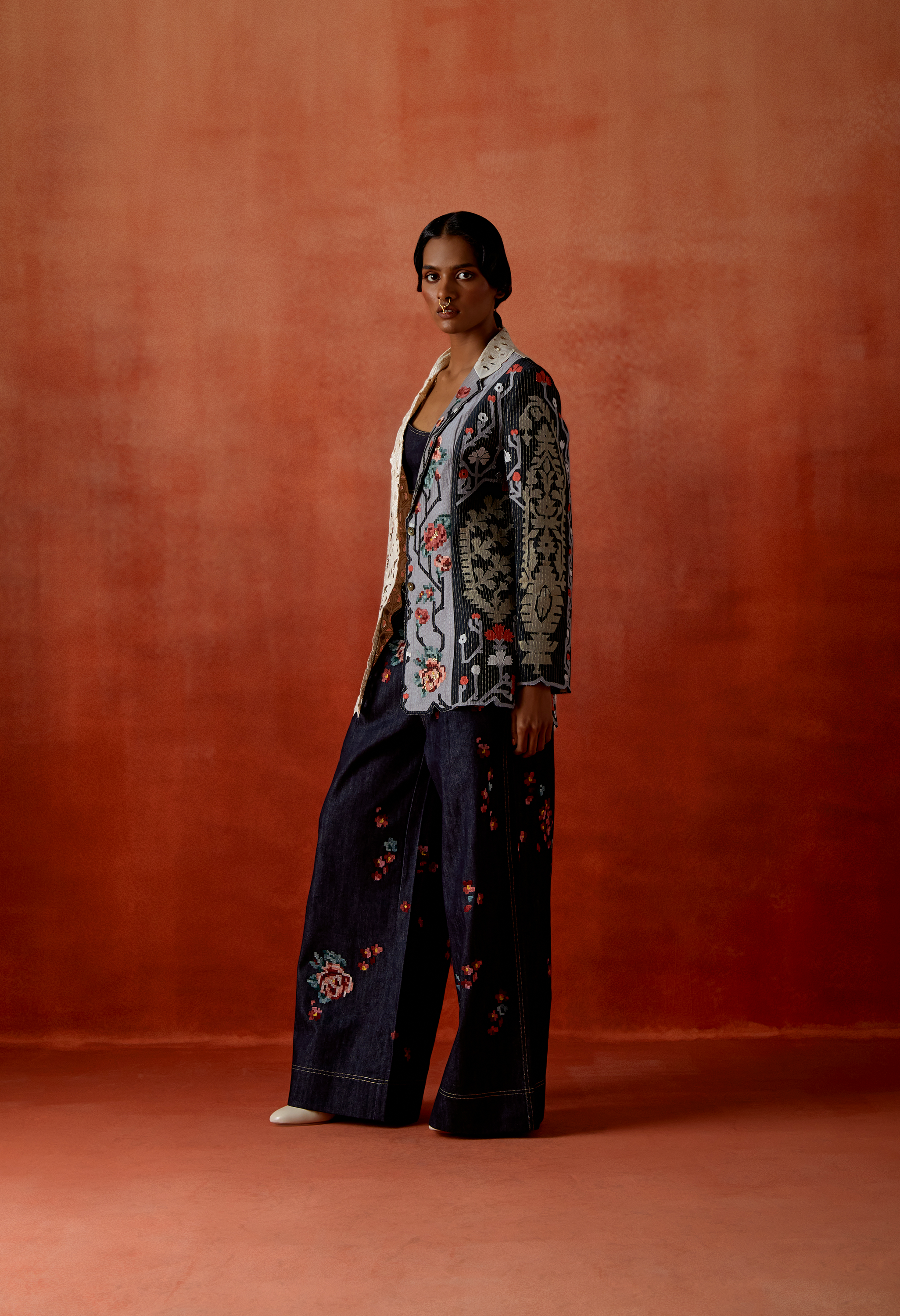 TRI COLOR KNOTCH COLLAR JACKET WITH EMB DENIM PANTS