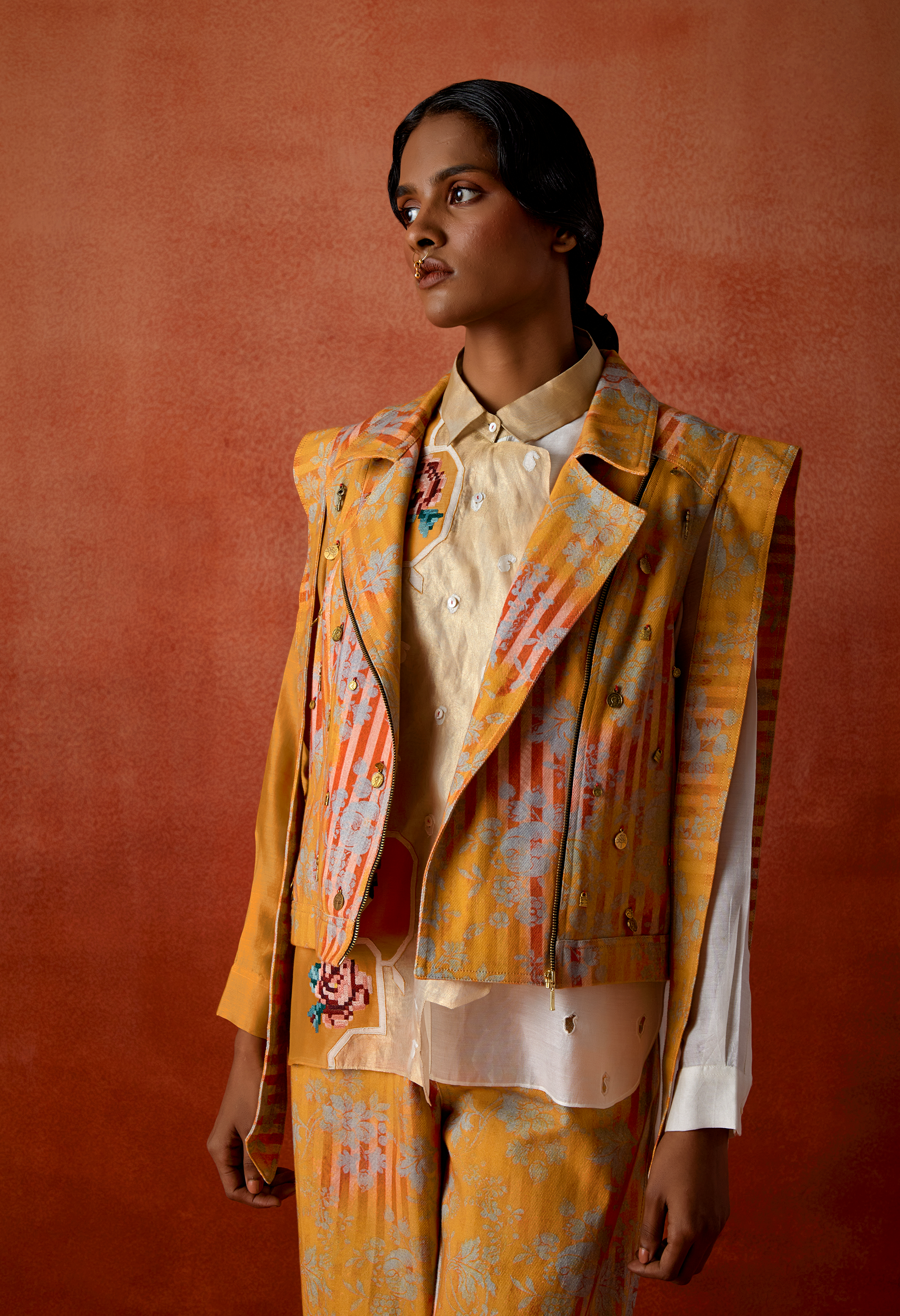 EMB TRI COLOR SHIRT WITH PRINTED DENIM PANTS AND BIKER JACKET