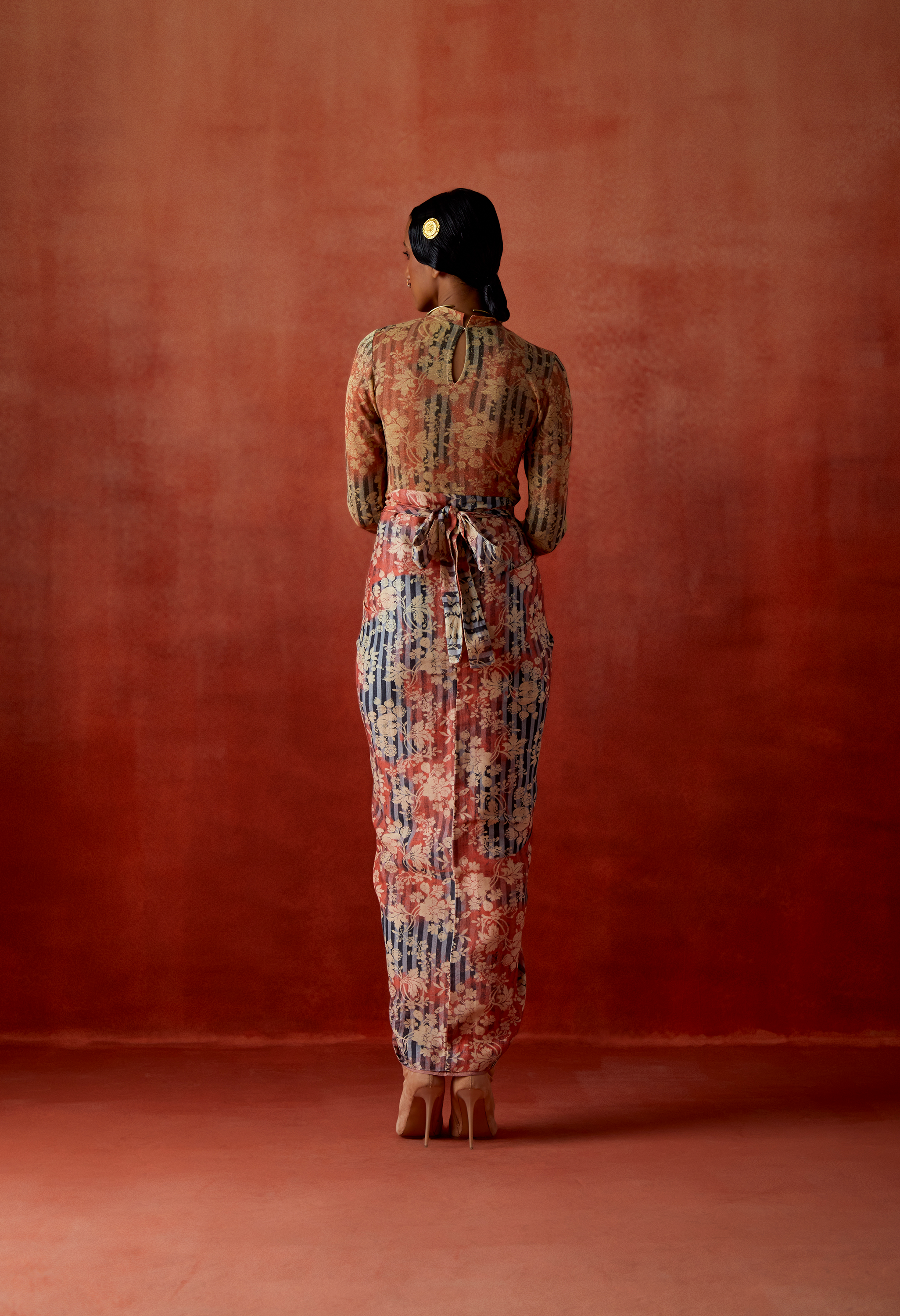 3D POMEGRANATE EMB QUILTED JACKET WITH PULL UP KNOTTED SKIRT