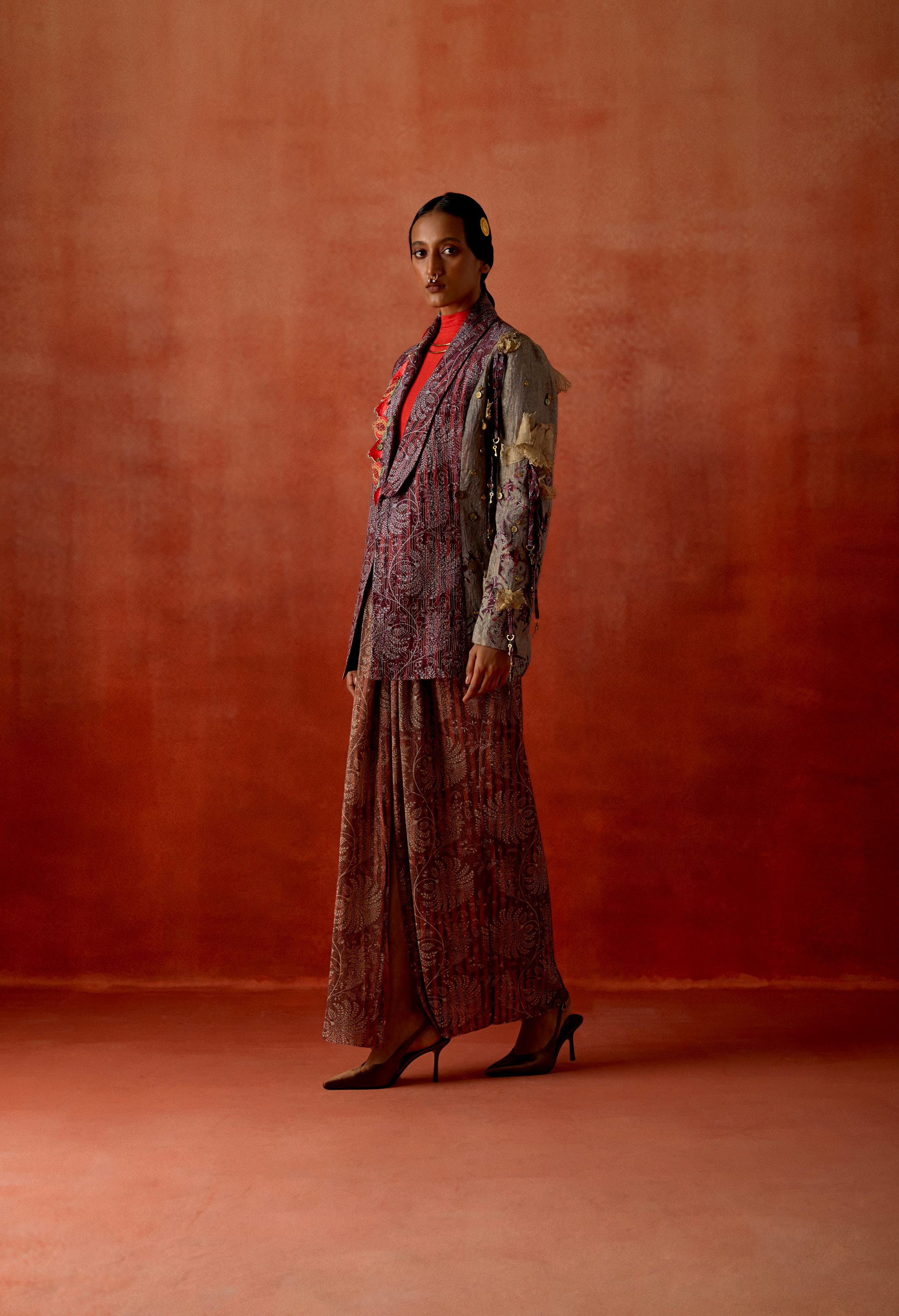 POMEGRANATE EMB DOUBLE LAPEL JACKET WITH GOLD DRAPED SKIRT