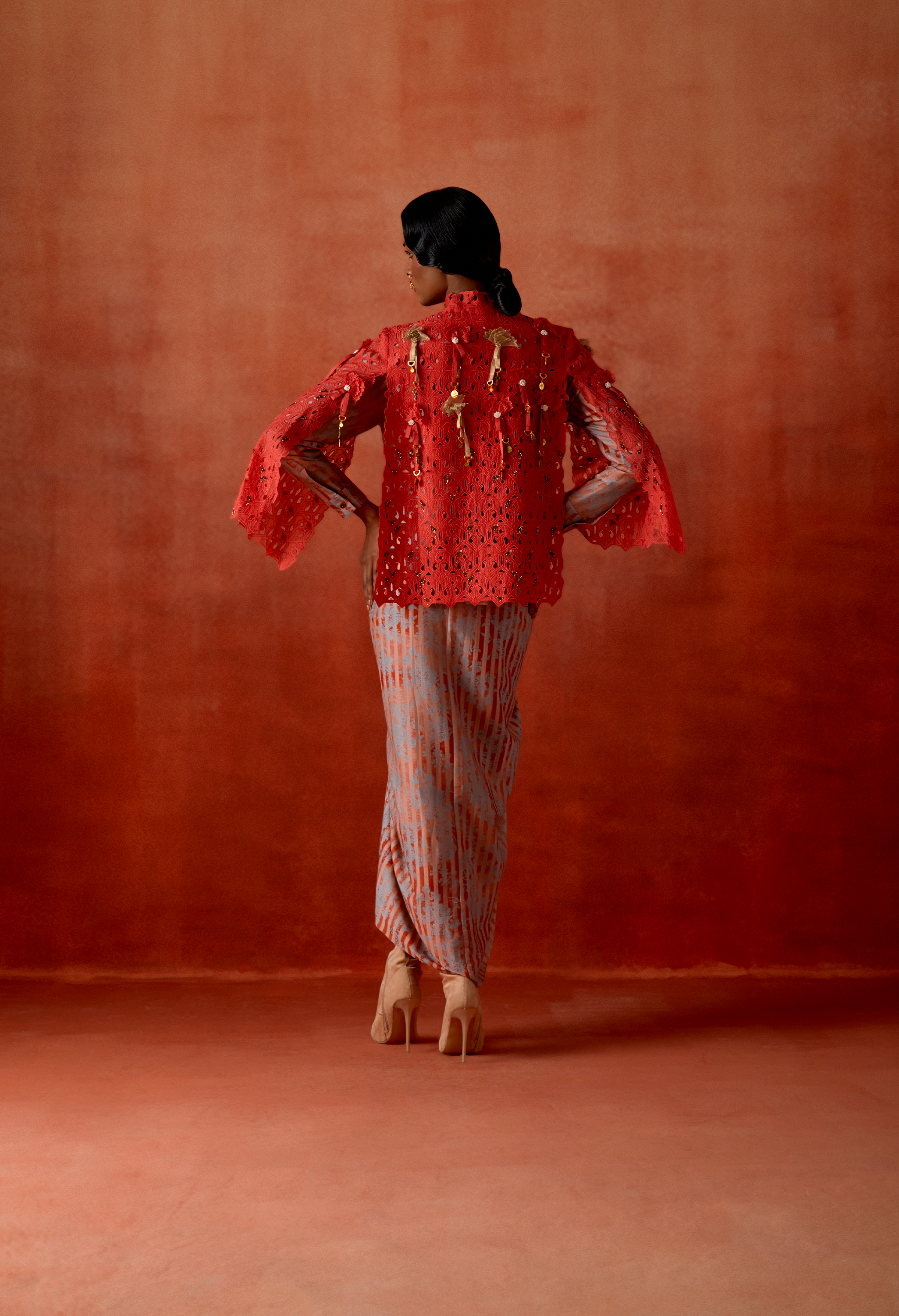 CUTWORK EMB CAPE WITH KNOTTED PULL UP DRESS