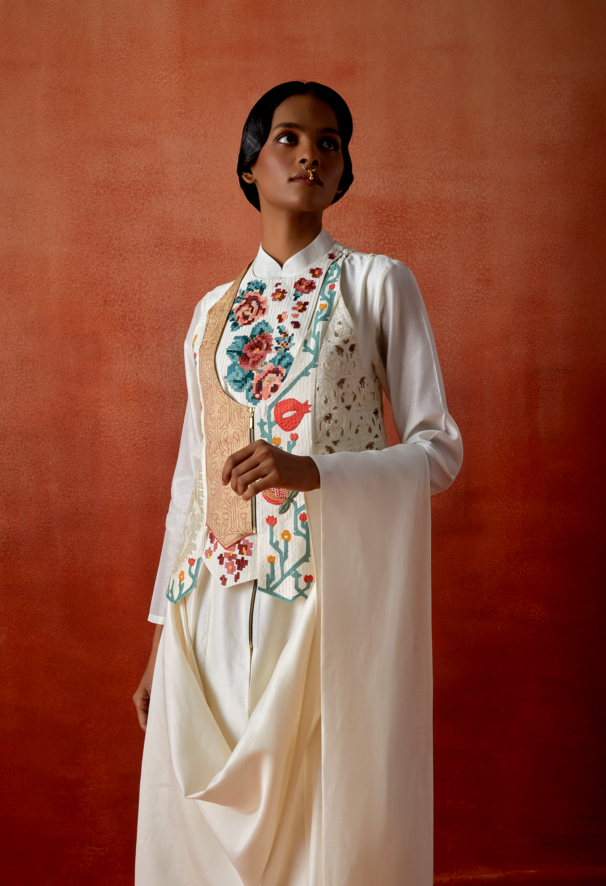 ANGRAKHA STYLE JACKET WITH ZIPPERED KURTA AND PANTS