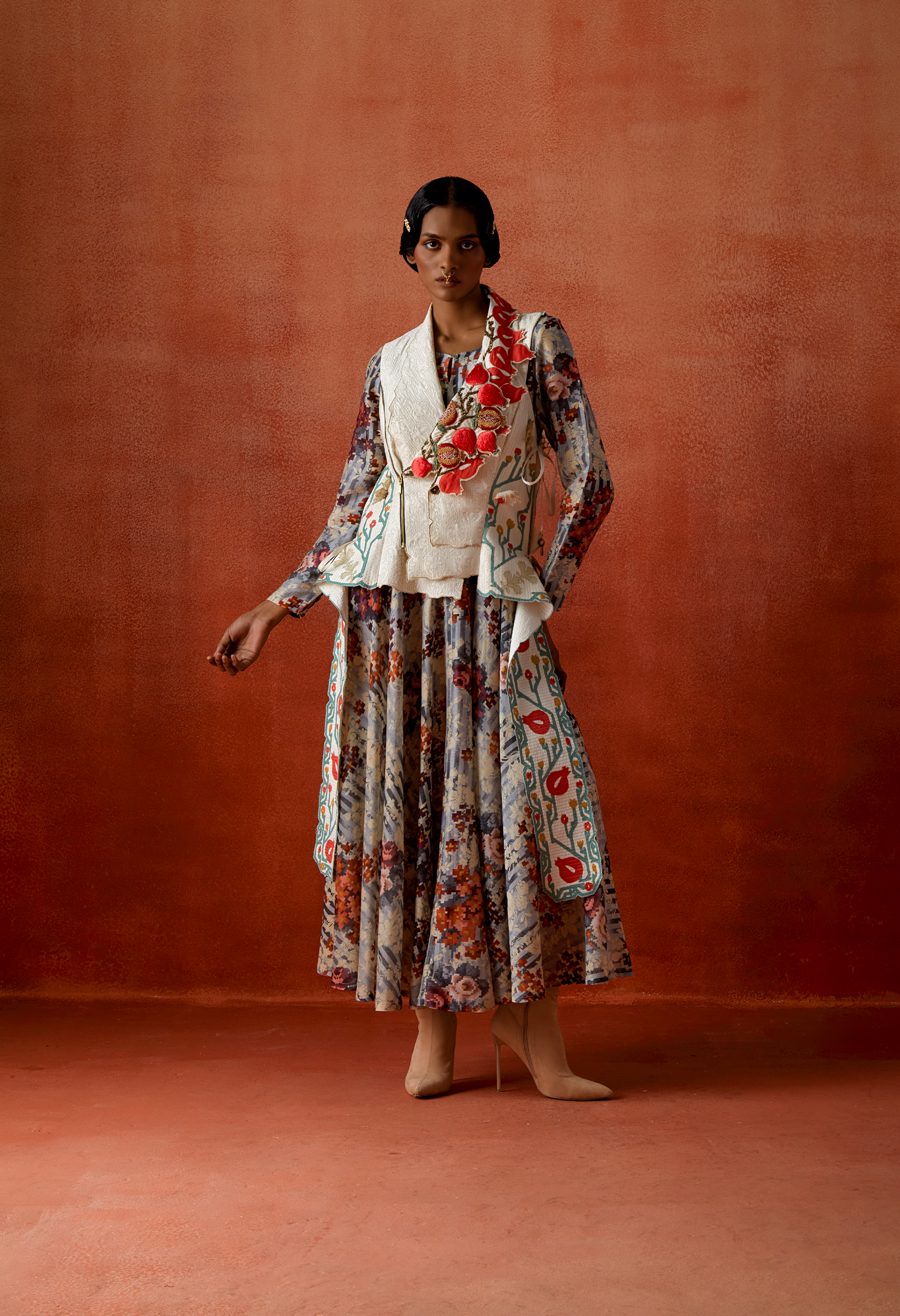 POMEGRANATE DOUBLE LAPEL JACKET WITH PRINTED ANARKALI