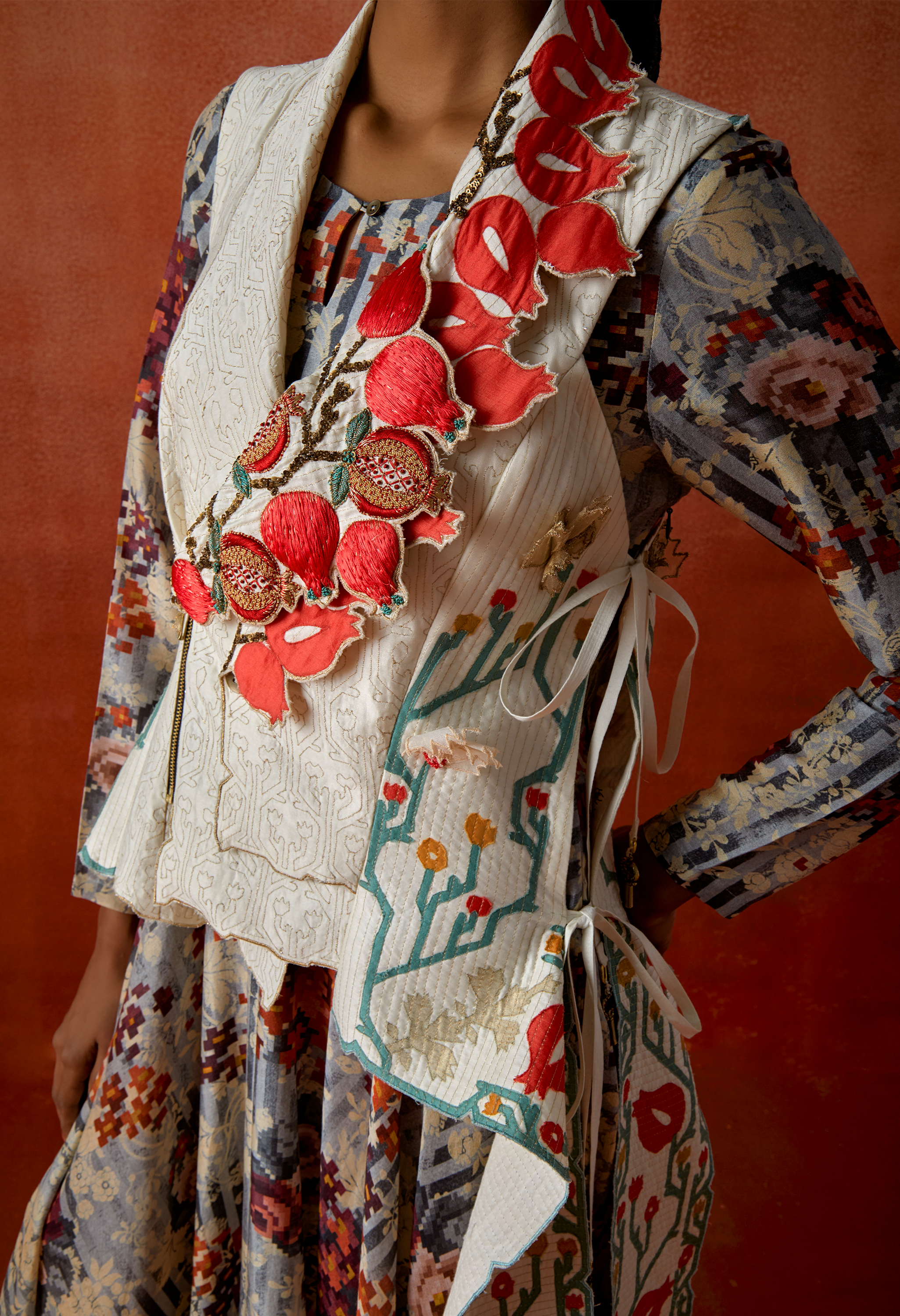 POMEGRANATE DOUBLE LAPEL JACKET WITH PRINTED ANARKALI