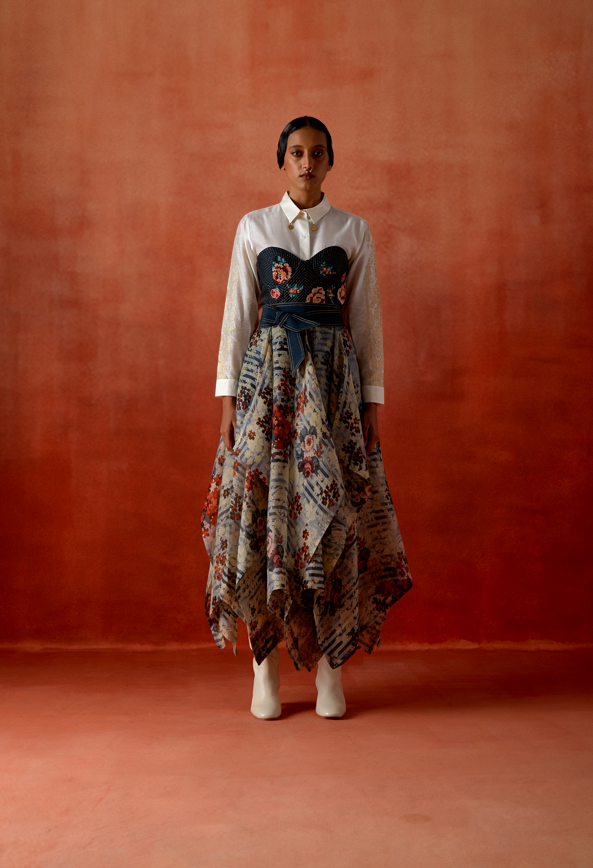 EMB CORSET DRESS WITH SHIRT