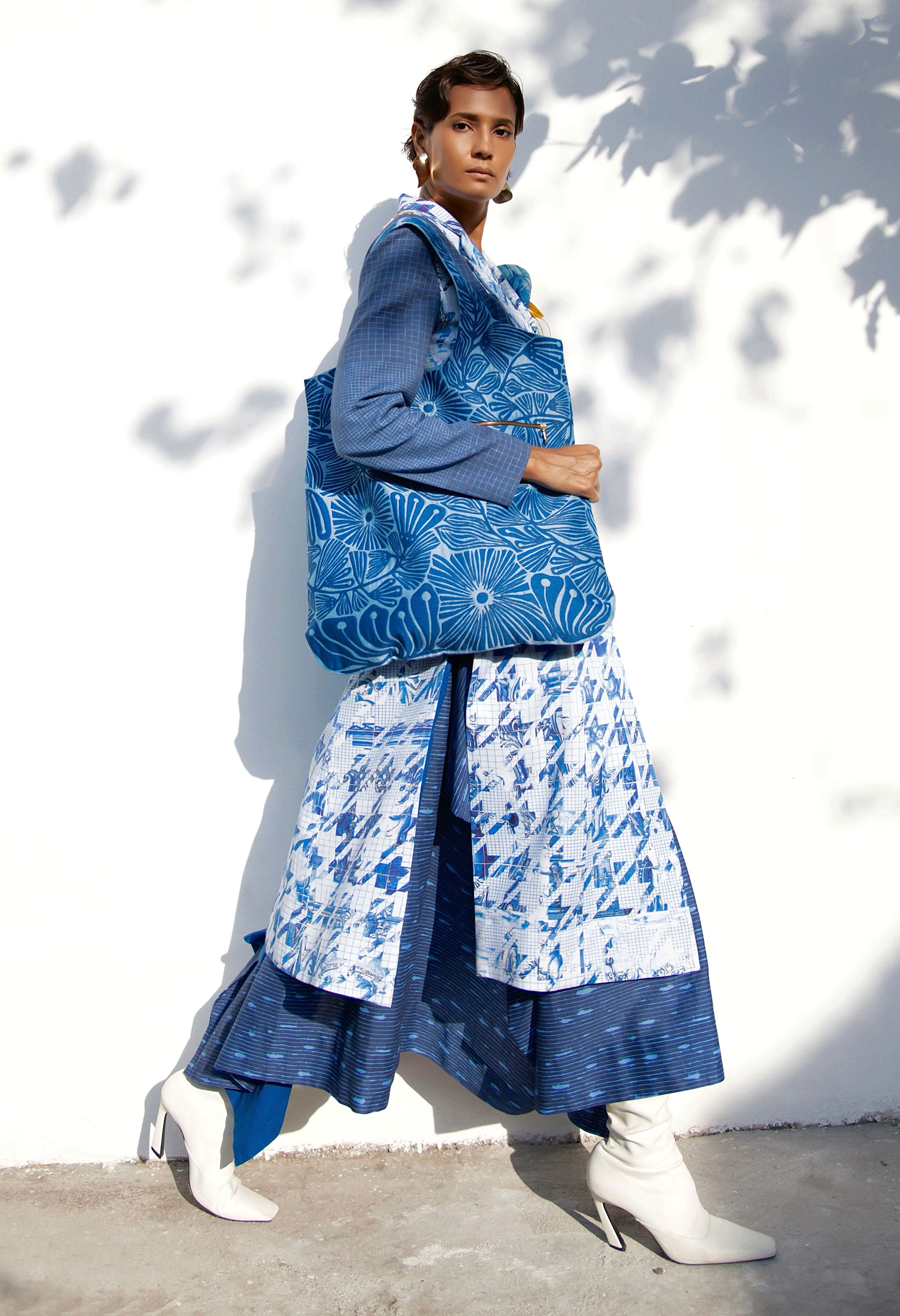 PRINTED LONG JACKET WITH ATTACHED TOTE + SKIRT